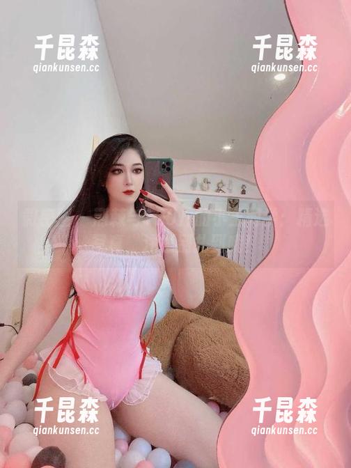 微密圈 - 荆棘与120斤的小王同学：精选写真，注意别扎到哦！