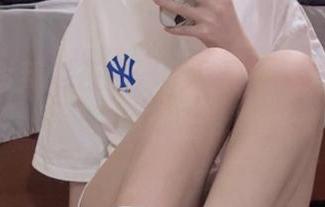 Bangni邦尼在线修女写真，情趣和微妙的边界。