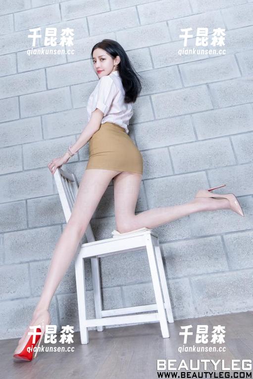 Beautyleg - 在Daisy的体操服写真合集里，连我这个看客都想去做俯卧撑了——好吧，是懒得运动。