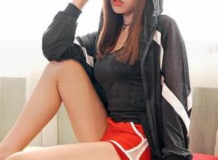 Feilin嗲囡囡 – 说说张俊佳的学妹，写真集里的每一张原图都撑得起画面的诱惑！