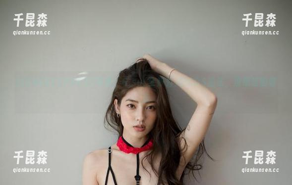 LEEHEEEXPRESS写真：G.su(全智秀)的COS魔法，没想过的奇遇