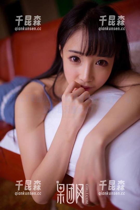 GIRLT果团网 - 下载王语纯泳衣写真，让这个夏天透点水！
