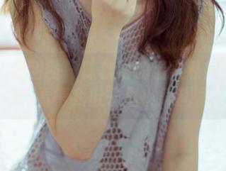 GIRLT果团网 – 陈秋雨的温柔私房原图——看得我肚子里小鹿乱撞