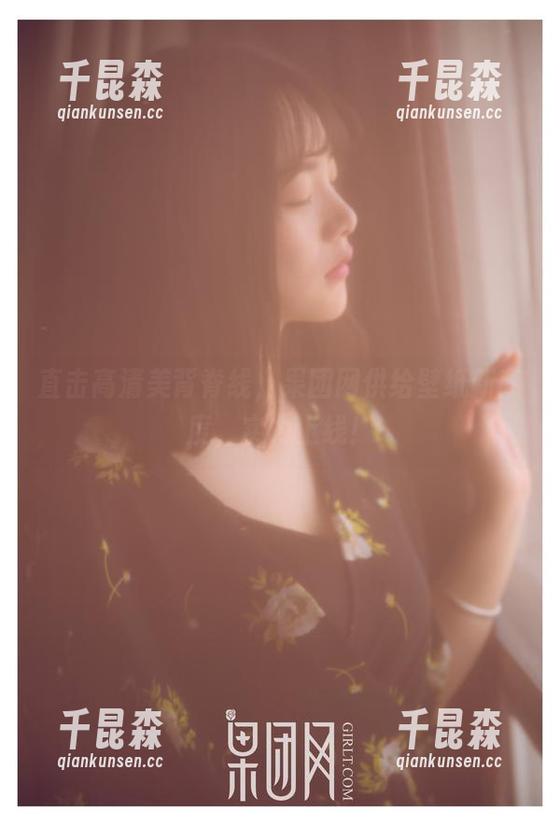直击高清美背脊线，果团网供给壁纸新高度，实力上线！