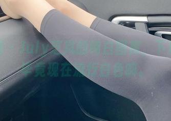 微密圈 – July芝岚的纯白图库，下载吧，毕竟现在流行白色嘛。