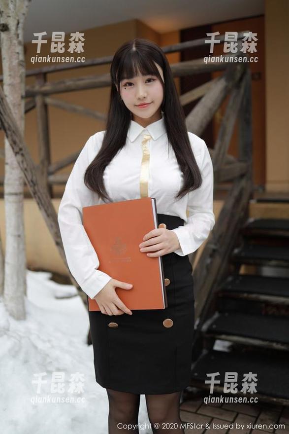 MFStar模范学院 - Manuela玛鲁娜长腿在线：点击图片，小心保住眼睛哦
