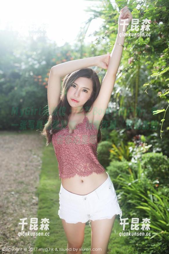 MyGirl美媛馆 - 芝芝Booty在户外：每一张写真都像壁纸，仿佛在说‘快把我贴在你心里吧’！
