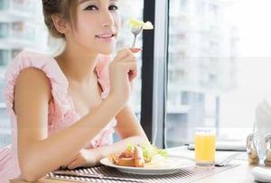 QingDouKe青豆客 – 莫雅淇女王写真，有那么一点点的高冷和十足的撩动！