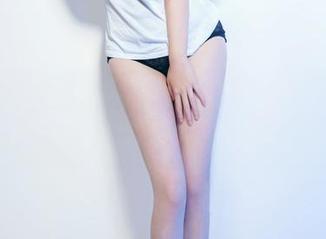 TuiGirl推女郎 – 小道消息：其实职业装也能很俏皮，梁棋棋的作品