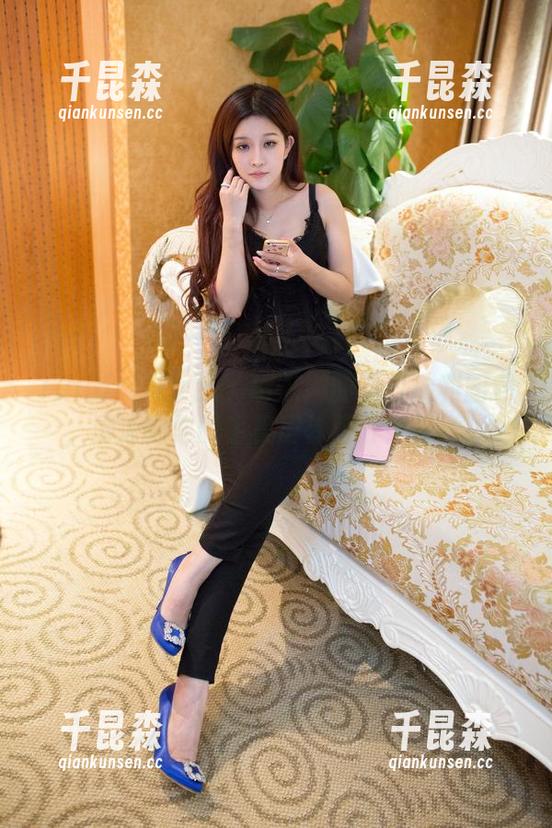 TuiGirl推女郎 - 田芯娜的夏日福利图包，清凉到你的手机屏幕都开始冒汗！