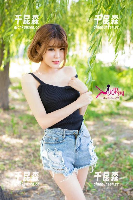 UGirls尤果网 - 高清版本的谭晓彤红裙，在线让我们嗅到了一丝异样的甜蜜，这种美感我可以重复欣赏好久。