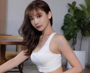 Xiuren秀人网 – 套图里的双笙Alina，剧情里到底藏了啥，全靠想象了！