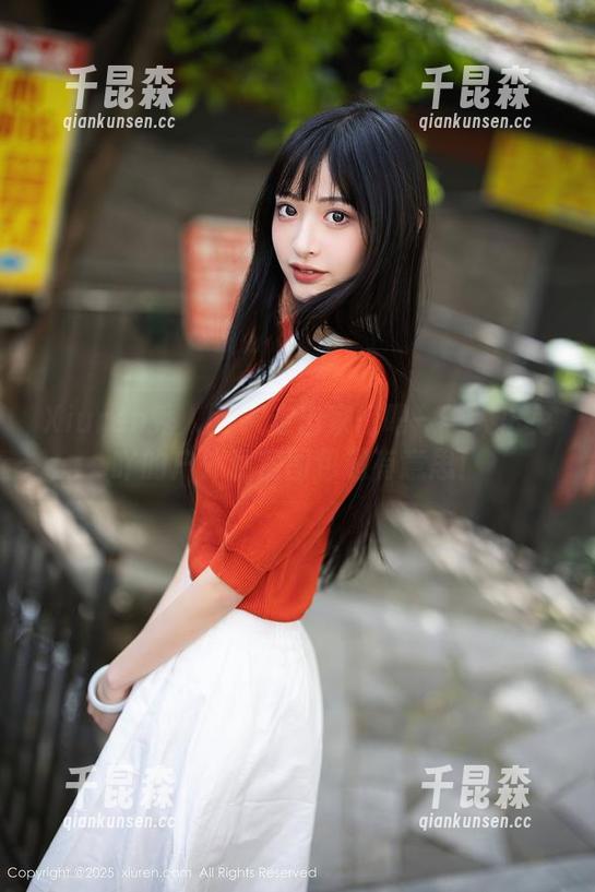 Xiuren秀人网 - 走出家门吧——大白兔吖的户外私房图包超有意思！