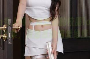 Xiuren秀人网 – 林悠悠的校服look：原图合集，猜猜我的偏爱维度。