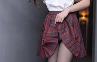 Xiuren秀人网 – 当米妮大萌萌遇上眼镜，美图秒杀，快来下载！