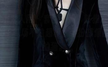Xiuren秀人网 – 套图奇观，陈雅漫VICKY：女王气场不输超模，装扮却像刚睡醒的猫。