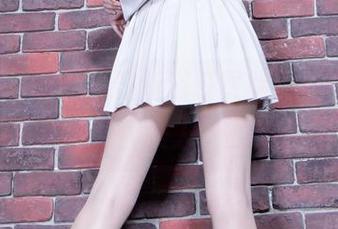beautyleg – 最新浴缸冒险：Lola的“我是现代美人”图集！
