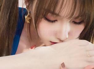 丽柜 – 小唐的妹妹：在线美图时，你敢想她的表情吗？