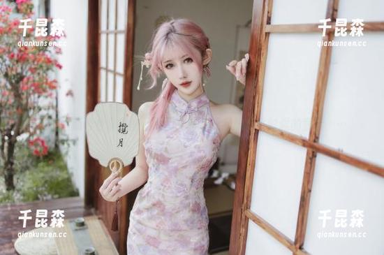 这个金鹿号合集里的仙女月，有点让我想起小时候的童话……