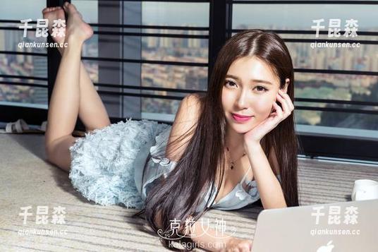 克拉女神 - 妮子的校服——原图可爱又迷人，你下载了吗？你可如愿以偿哦！