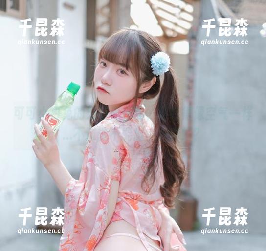 可可小白兔的无圣光作品，清纯得像空气一样...不过能不能出点小彩虹？