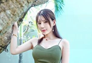 嗲囡囡 – 此刻，SiByl李思宁的白色图集更新登场，不怕被弄脏的白衬衫！