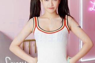 嗲囡囡 – 一言不合，欣欣Rubybaby就发了女王图集更新！生怕你们不认识她！