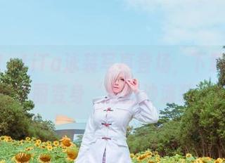 塔塔_Lo1iTa泳装写真登场，下载后竟让我华丽变身‘炫酷沙滩装’！