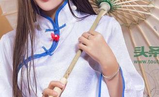 头条女神 – 在线瞧，火儿的眼镜写真在传达一种无声的碰撞感，着实太耐人寻味了。