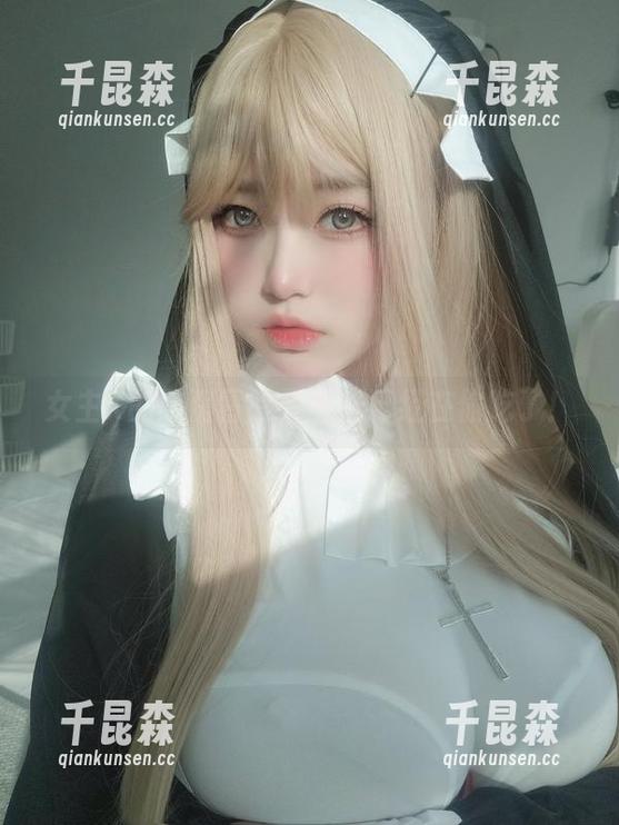 女主K的厨房冒险，壁纸已经在偷吃了！
