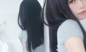 女主K与白色的奇妙碰撞——资源中隐藏的美感，时不时让我分心，就像突然掉进了一个梦里。