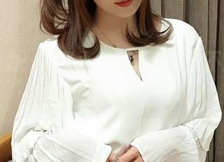 日常魔力：这张小女巫露娜的“不知火舞”图片，谁还在乎其他？