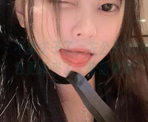 微密圈 – 不卖关子了，左公子666美脚图包更新来了，来瞅瞅吧