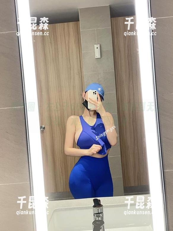 微密圈 - 左公子666的女友，浓情到无法直视，尤其是原图部分