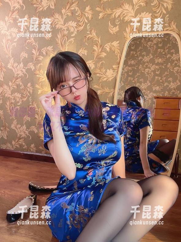 微密圈 - 张思允nice的吊带黑丝图集，微妙又不失优雅，美到犯规。