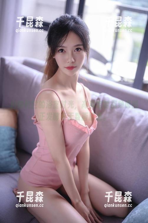 抖娘利世的浴室时光，高清定制视频原图正发酵着无数画面感。