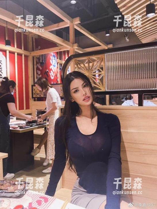 微密圈 - 在无圣光里，李嘉欣97的视频真能比动人的照片更辣吗？