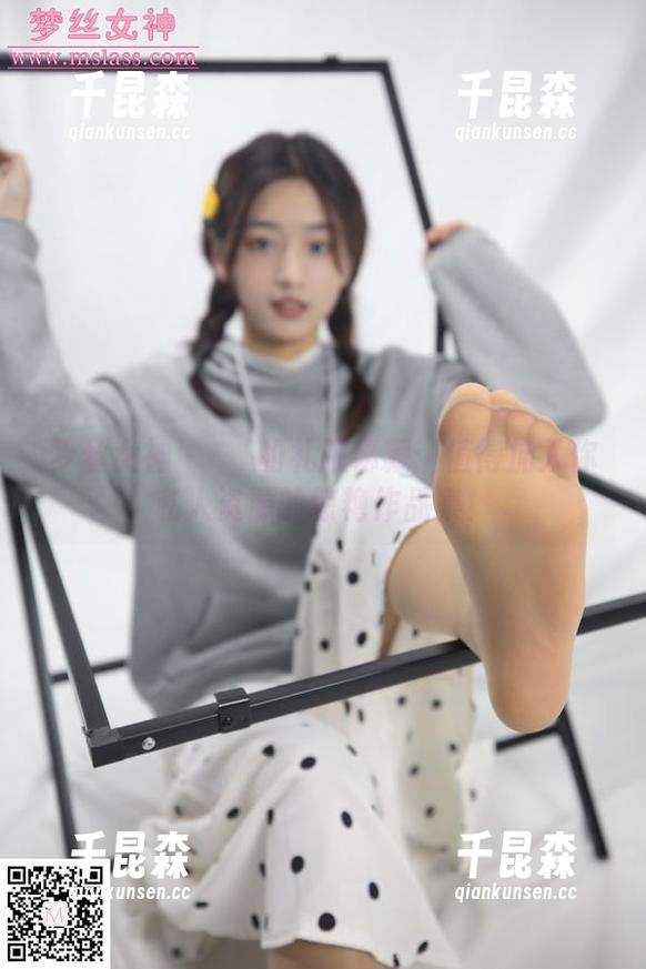 梦丝女神 - 玥玥的礼服秘藏：值得加入你私人资源的惊艳作品集！