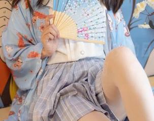 森萝财团免费美图：高考学妹的日常可不止于书本啊