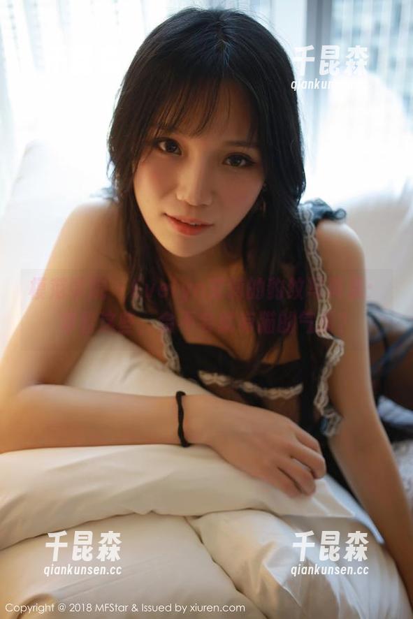 模范学院 - Evelyn艾莉的豹纹写真集：穿着这些，会不会就有猫的气质？