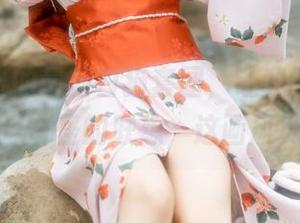 樱井宁宁的最新白猫套图，让我脑海中浮现出一堆古怪的联想，这画风真有趣！