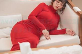 洛璃LoLiSAMA凭什么让虞姬旗袍定制搭配的这张图片，获得如此多点赞，必须要研究一下！