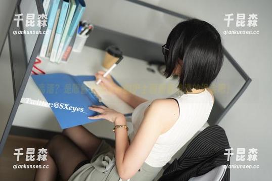 高清？是眼酱大魔王w的护士图册最浪漫的误会吧！