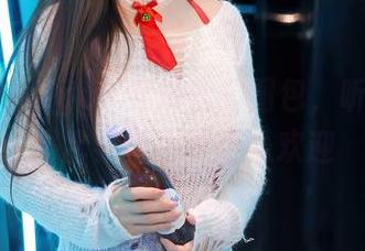 秀人网 – Egg_尤妮丝的图包，听说那美臀比蜡笔小新还受欢迎