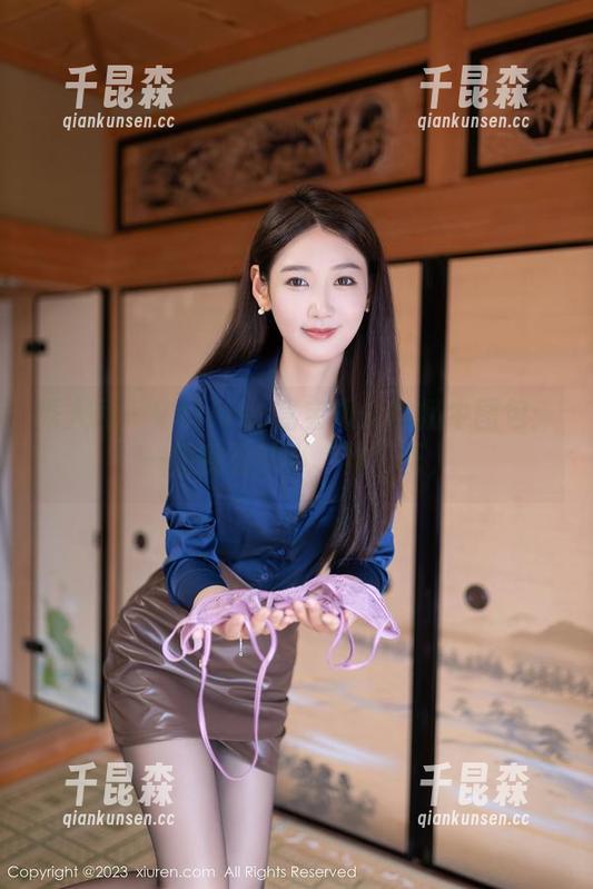 秀人网 - Vetiver嘉宝贝儿的奶牛图包：一场视觉的小“乳”乐，
