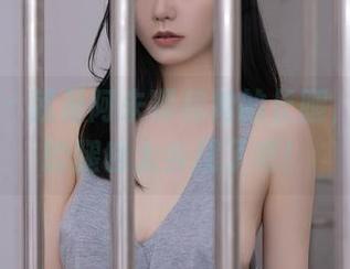 秀人网 – 就是阿朱啊和她的长腿，照片里的腿也太会摆了吧！