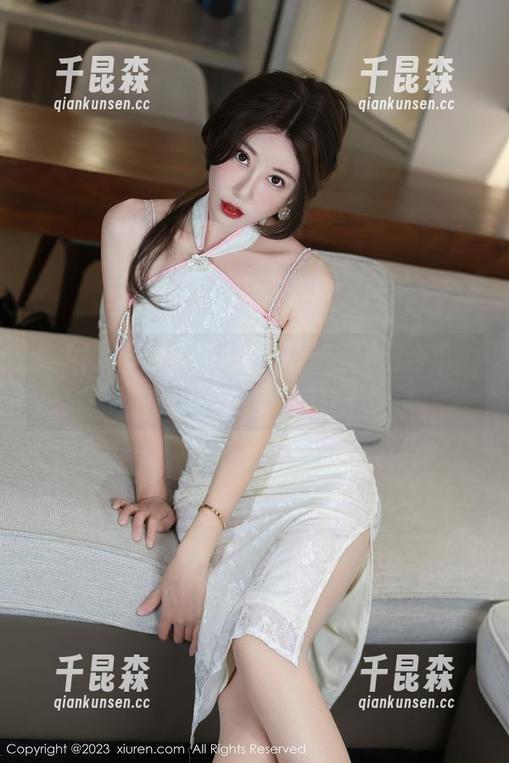 秀人网 - 岑雨桥的职业装——高清合集，谁还在乎正式场合？