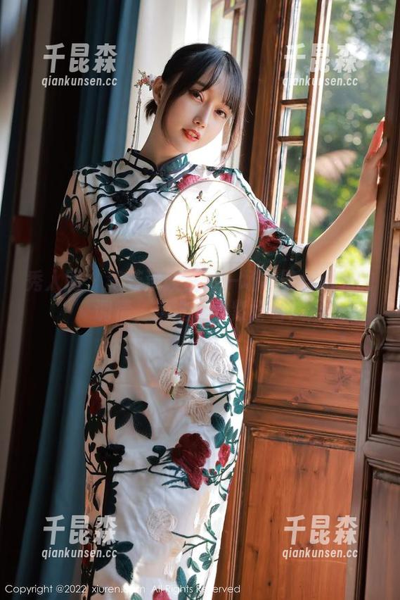 秀人网 - 李若汐教室：一场墙壁与阳光的调情，精选就酱紫好看！