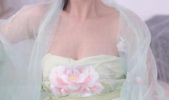 秀人网 – 为何芭比KIKI的御姐写真会让人重新审视人生目标呢？可能她的自信太强了吧！