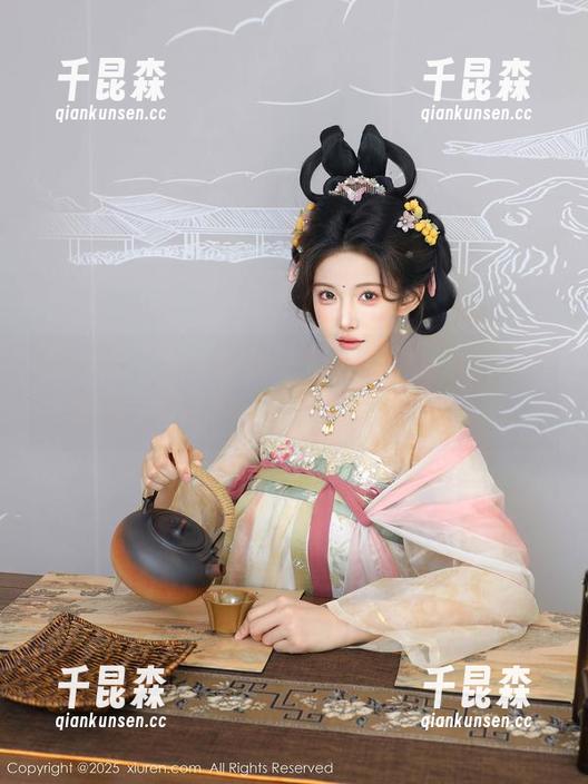 秀人网 - 最新图集，贾诗晗职业装，想收集每一张都是“每日穿搭挑战”吧！